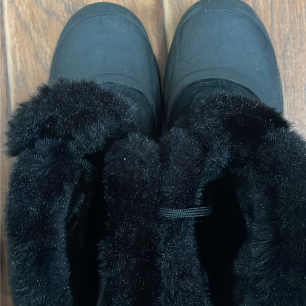 Practically Brand New Women’s Sorel Winter Boots. Waterproof.